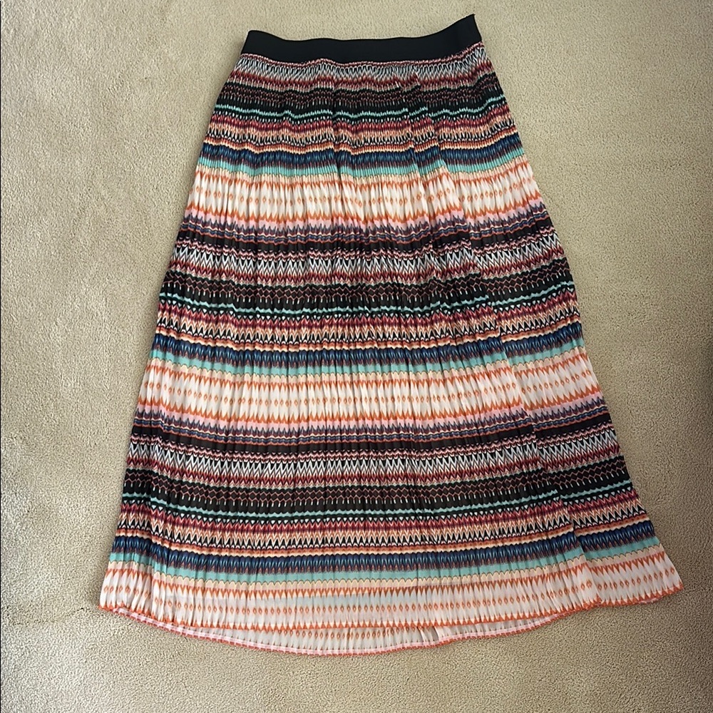 NY Collection Black and Pink Pleated Maxi Skirt